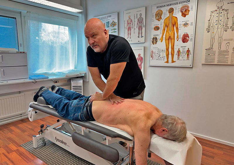 Manuaalinen hoito | Kuntoutus-Karppinen | Harri Karppinen